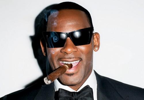 NEW MUSIC: R Kelly \"Happy Birthday\" ||  
