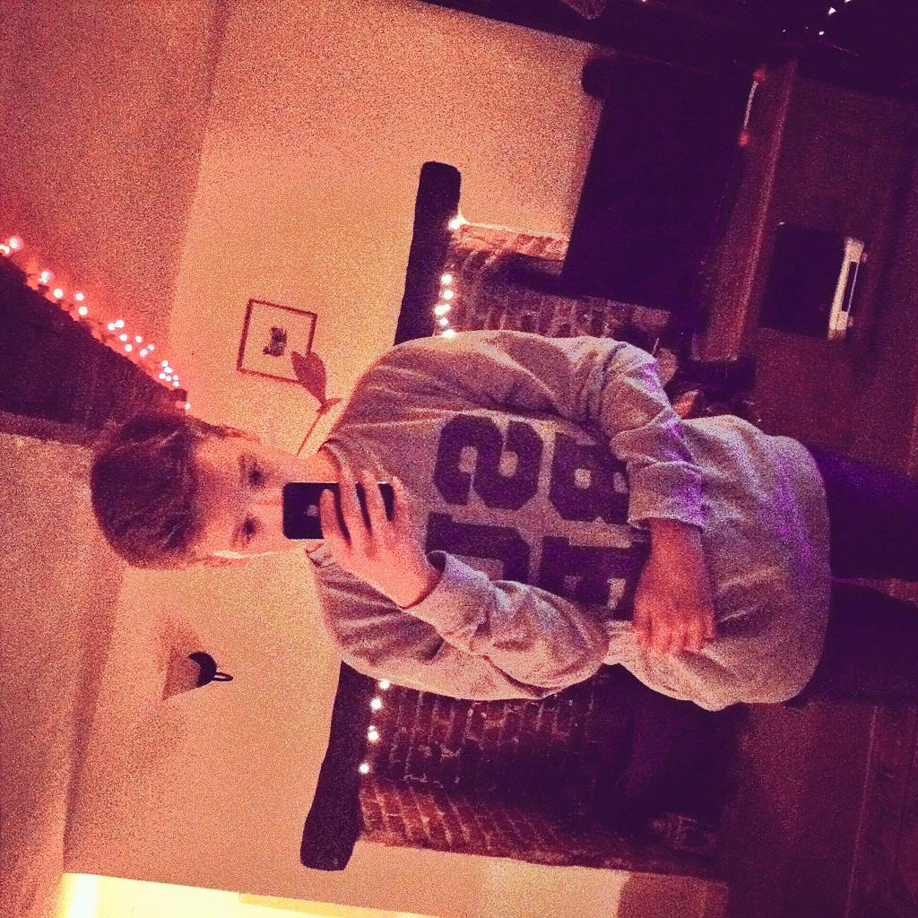 sam_keel's tweet photo. Had such a good week until my ulcer on the back of my throat 😔😭 http://t.co/lRALwiQ2dk