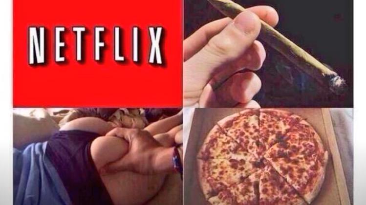 stillblazingtho's tweet photo. Perfect Friday night http://t.co/XBeSHjhc7i