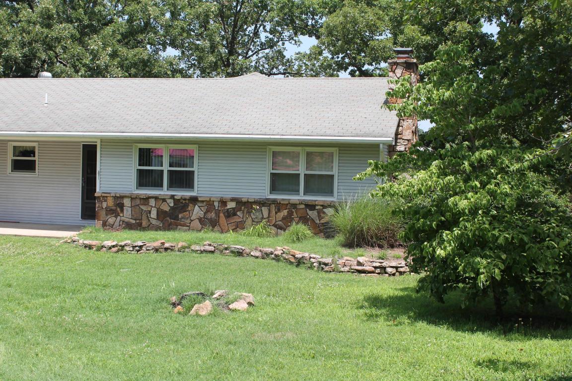 b_sanderlin's tweet image. Just minutes from downtown Forsyth! homefinderbranson.com/listing/mlsid/… #Forsyth #1Level #Closetotown