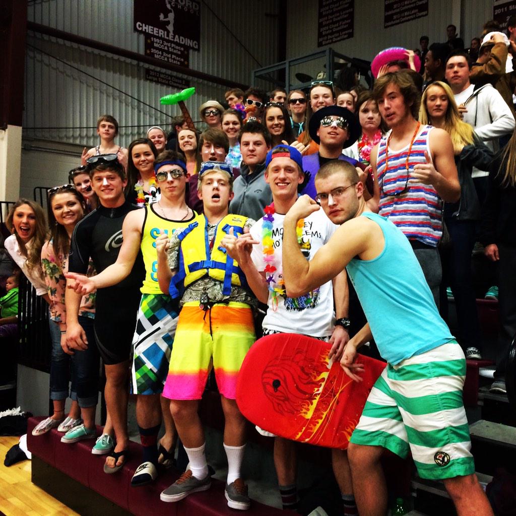 StraffordSTUCO's tweet photo. .@SHS_Tribe THE TRIBE IS BACK! http://t.co/YPRRlSEqkI