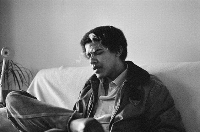 ewmuke's tweet image. “@hotpresidents: bad boy Obama 🔥🚬👅 http://t.co/WPKPH9ZHol” DELETE THIS WTH
