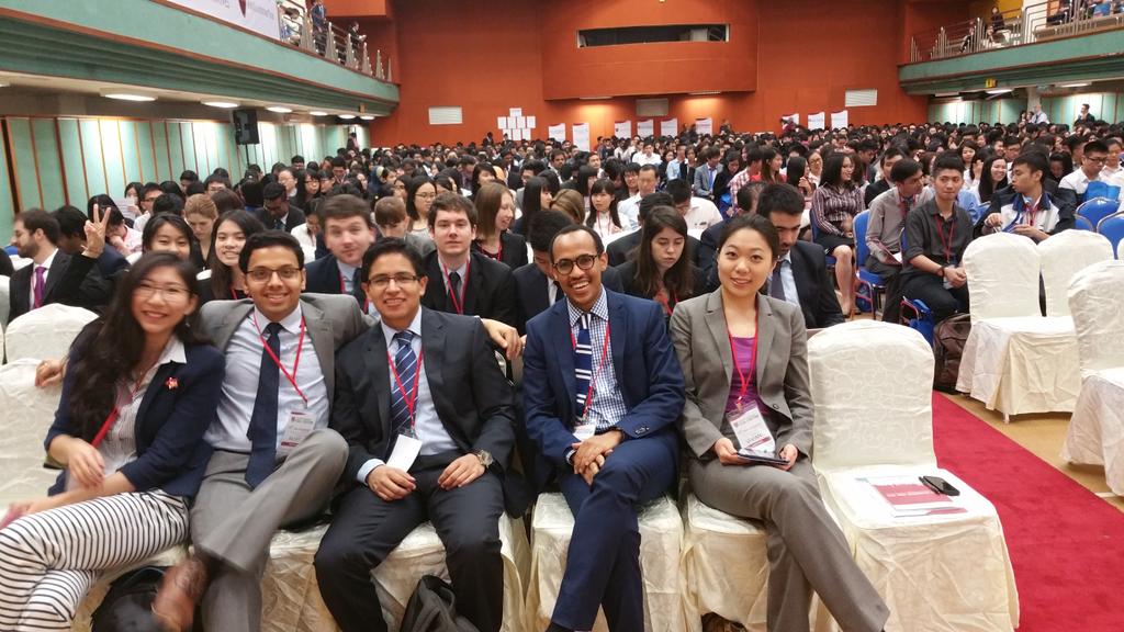 Asia_Trek's tweet photo. #AsiaTrek15 ready to go @SunwayU for the Asia Leadership Trek conference! Over 1000 participants! http://t.co/ppEOUB6JFc