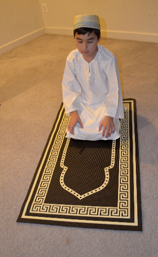 sajdamats's tweet photo. Even  children love our new orthopedic prayer mats :) http://t.co/SwquQyAErZ