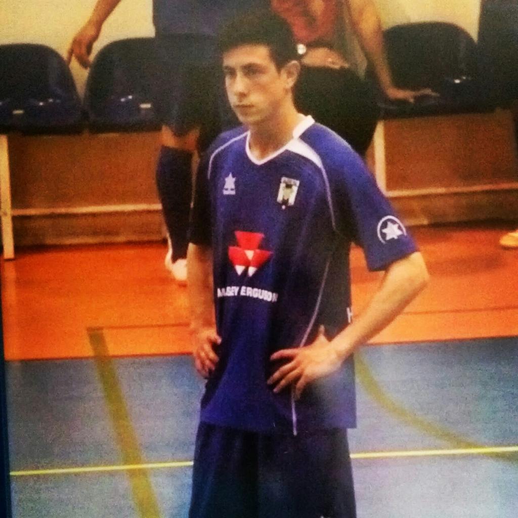 VinaAlbaliFS's tweet photo. Nuestro juvenil @Antonio7Merino ha sido convocado por CLM-19 para la disputa del Campeonato Selecciones Autonómicas http://t.co/T2GwgCO4p7