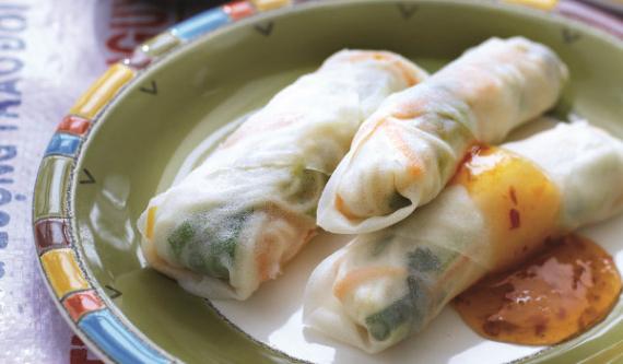 wwWoudrichem's tweet photo. Zin in gestoomde loempia’s met sweet chilisaus? Het recept vind je op: http://t.co/zUJaLy8a7l http://t.co/YdkiptPNOK
