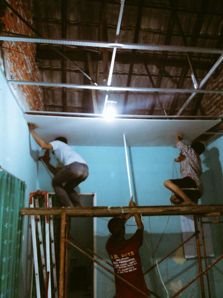 3/5 alhamdulillah dgn berkah dr Alloh dan dukungan dr para donatur kita bisa support renovasi nya