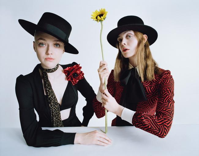 mbmatweets's tweet photo. Elle and Dakota Fanning in Saint Laurent – http://t.co/2CF7EmL0gL