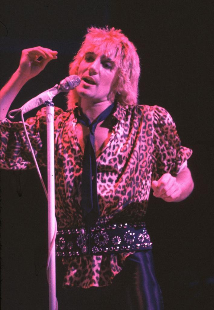 Happy 70th Birthday Rod Stewart! Love you sooo much :* You\re still rocking   