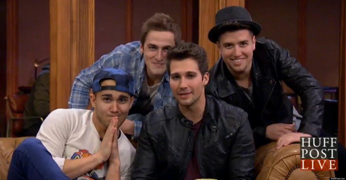 LynchRusher's tweet photo. #LokenzieTheSupport #CarlexaTheSupport #WeNeedBTR @HeffronDrive @1LoganHenderson @TheCarlosPena @jamesmaslow 🙏❤❤🙏🙏204 http://t.co/3kDR5kdkok
