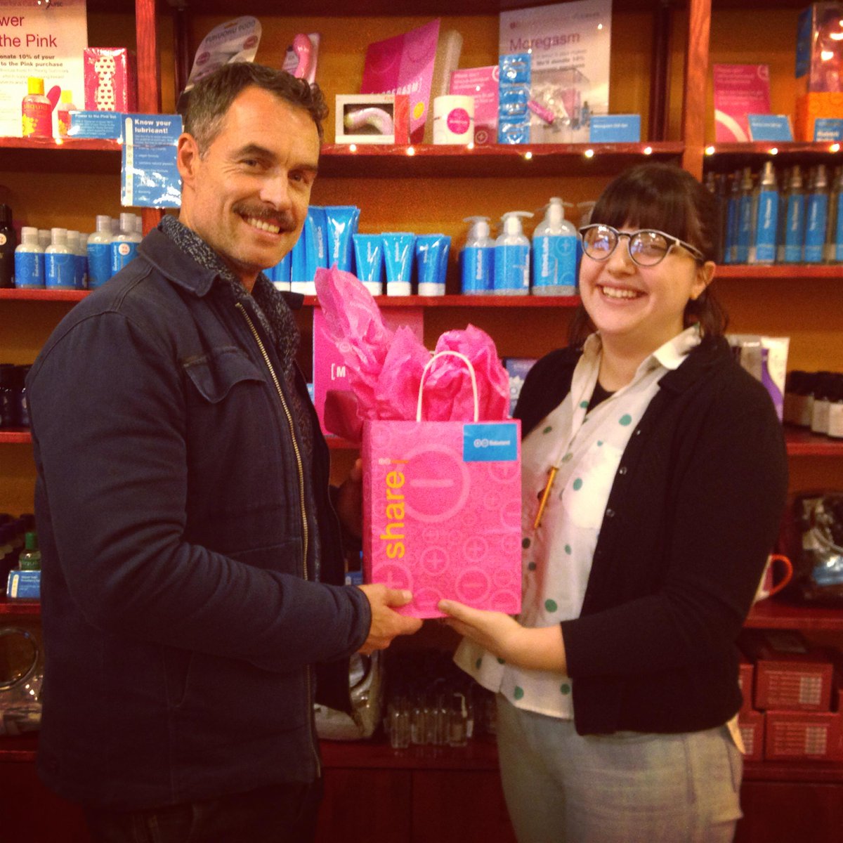 Babeland_Sea's tweet photo. MT @3DollarBillCine: .@LookingHBO's Murray (Dom) Bartlett stops at @Babeland_Sea for a goodie bag! #LOOKINGSeattle http://t.co/q0LsLEF3bl