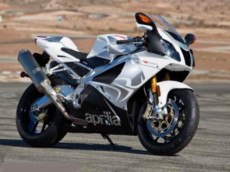 NjotoJr's tweet photo. Top 10 Fastest Motorcycles in the World 2014: 6/10Aprillia RSV 1000R Mille (278 km/hour)  #THEKPOPERSDAEBAK http://t.co/pxXuzFEWHL