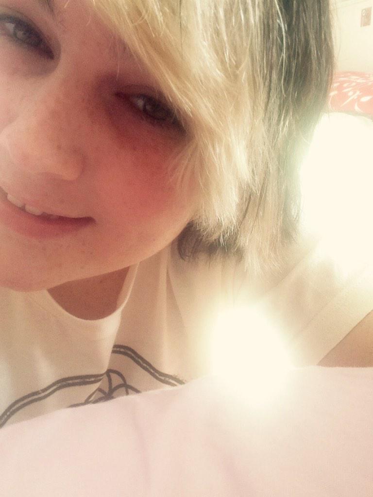 SlowleyFalling's tweet image. Aye ✌️