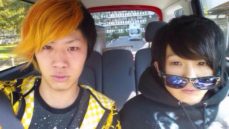 1222Nonblue's tweet photo. マホト&amp;てつや→RT
はじめしゃちょー＆トミック→ファボ

みんな押してねー！！ http://t.co/26Oq98QETd
