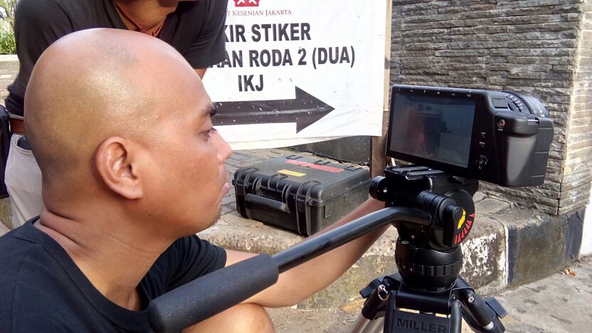 WowoHSV's tweet image. Fahmi sebagai DOP film #DoubleTrouble  #EpenCupen pk kamera #Fastec #TS3Cine di TIM tgl 7 Jan 2015