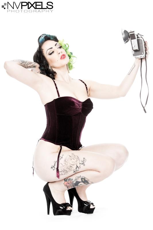 xoxomissjacquie's tweet photo. Photo by NVPIXELS photography MUAH me π #imabombshell #pinupmodels #nude #booty #artboner #tattoomodel #tattooedgirls http://t.co/wr48bdO2Jl