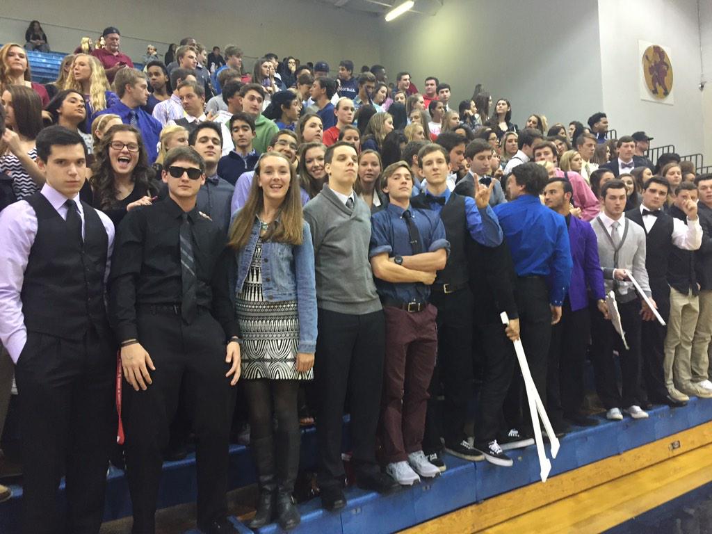 Mikecuff24's tweet photo. The classiest and best looking crowd in Central Florida!  @Cuffs_Crew was on point tonight!  #FormalNight http://t.co/fjcuUqP4zj