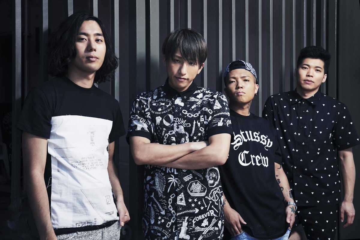 『BACK-ON TOUR 2015』プレイガイドチケット販売開始！
チケット購入は抽選ではなく先着順となります。
是非お早めにお買い求め下さい♪

各公演のプレイガイド詳細はコチラから↓
ameblo.jp/back-on/entry-…