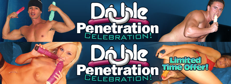 Flirt4Free's tweet photo. #DP Discount &amp; #ModelContest ends 🔜! Save on credits &amp; help your #model win! http://t.co/8SF0OnqKzz #flirt4free http://t.co/W7wjbiKCrT