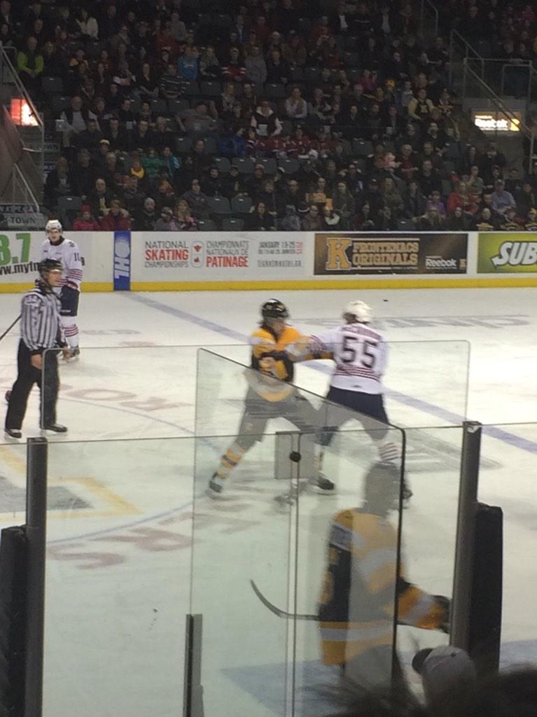 syddemma's tweet photo. Loved it when @JacobGraves20 took on McCaron ๐๐๐ #frontsnation @KingstonFronts http://t.co/5tHRxMGYRm