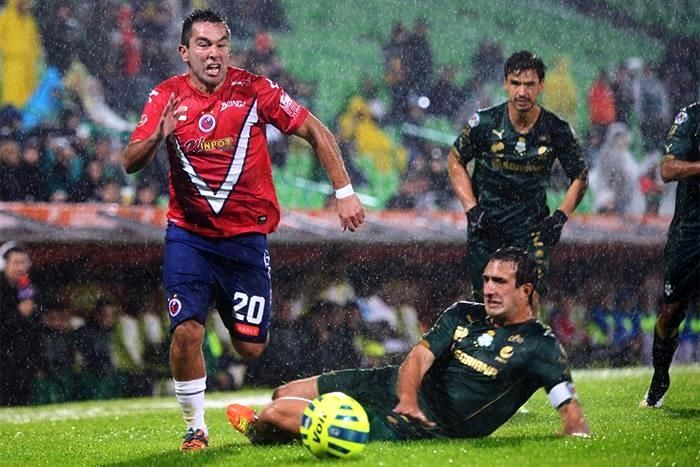 Saca Veracruz triunfo por 2-1 en su visita a Santos bit.ly/17s9NqC