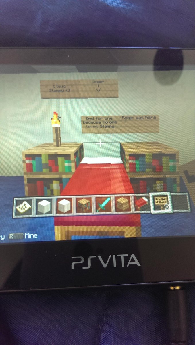 PeterVowles's tweet photo. @stampylongnose  always watching http://t.co/o7M1jHtLYt