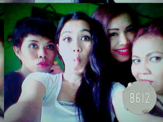ManisDebby's tweet photo. Narziiiiis ciiin http://t.co/AQlbMAmms9
