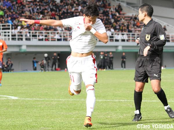りんたろう Sur Twitter 赤木翼選手 持ち前の突破力とスピードを生かしたドリブルが魅力で 中島賢星選手や増山朝陽選手を陰でサポートし得点力のある 全国の高校の中でも最も上手いサイドハーフだと思います 全国ではそのドリブルで得点を量産してください 応援して りんたろう Sur Twitter 赤木翼選手 持ち前の突破力とスピードを生かしたドリブルが魅力で 中島賢星選手や増山朝陽選手を陰でサポートし得点力のある 全国の高校の中でも最も上手いサイドハーフだと思います 全国ではそのドリブルで得点を量産してください 応援して