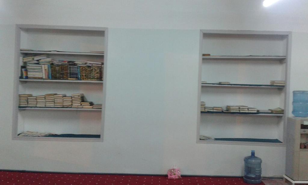 “<a href="/SalemWbran/">لاجل اعمار بيوت الله</a>: مسجد بحاجه الي الدعم للتبديل الرفوف من خشب الي المنيوم ساهم بالقليل تجد عند الله بكثير ”