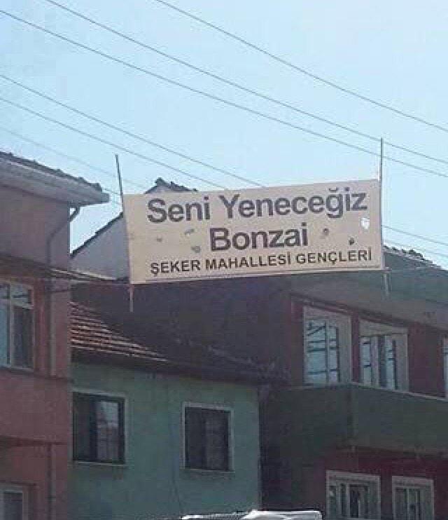 Farazi_3210's tweet photo. Ah be Şeker Mahallesi bari savaşırken içmeyin şu zıkkımı ...  #SözünBittiğiYer http://t.co/uVq9NrRDQL
