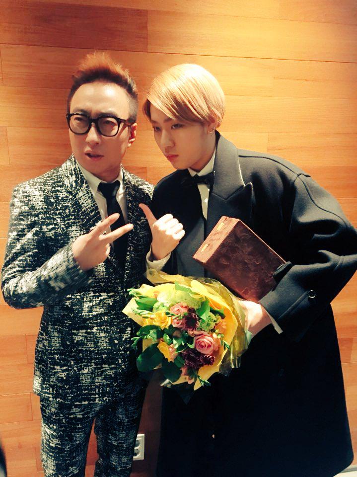 ZICO92's tweet photo. MBC연예대상 인기상 부문
수상받았습니다! 감사드립니다^^!
더열심히 하는 지코가 되렵니다
WITH 명수옹 http://t.co/lXAfkvKZia