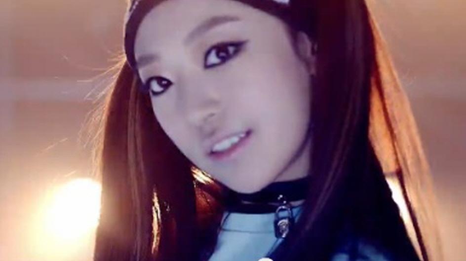 alflgjs12's tweet photo. @SONAMOO_SuMin 누가누구인지 모르겟네요 ..처음보는 그룹이라..
제 취향의 노래는 아니군요. 하지만 잘돼길바랄깨요 ^ㅡ^
응원은 해드립니다 .#SONAMOO_DejaVu http://t.co/S6rS0pkxhW