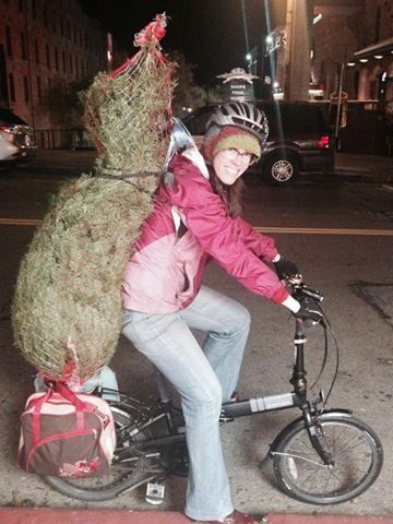 DahonBikeRu's tweet photo. DAHON поздравляет всех с наступающим Новым годом и Рождеством.

http://t.co/XSS3e3HCWv http://t.co/1oLUC2MVpm
