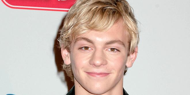 \" Happy 19th Birthday to Ross Lynch! 