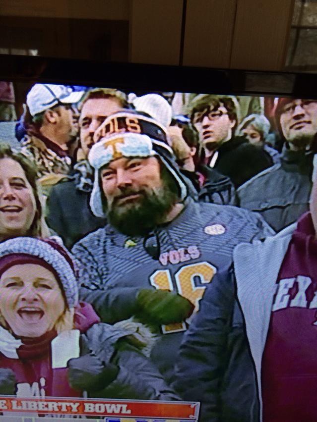 thegene3's tweet image. Cousin Rocky 40yrs later. Typical UT. #cousineddiesboy#thanksuncleclark