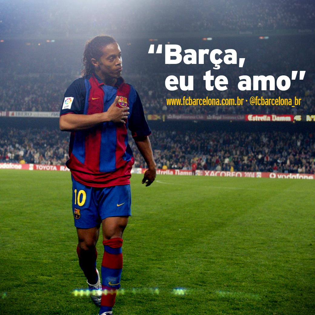 fcbarcelona_br's tweet photo. .@10Ronaldinho, protagonista das notícias mais lidas do ano no site brasileiro do @FCBarcelona http://t.co/C5KK4YZaAH http://t.co/Jd27d7bwW6