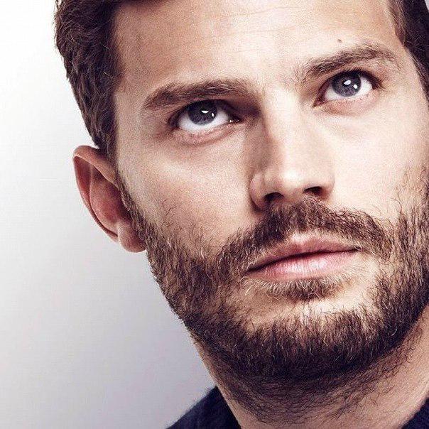 SiredTo_Grey's tweet photo. Jamie,you are the anthem of perfection ily @JamieDornan http://t.co/9CwNwWGxAq