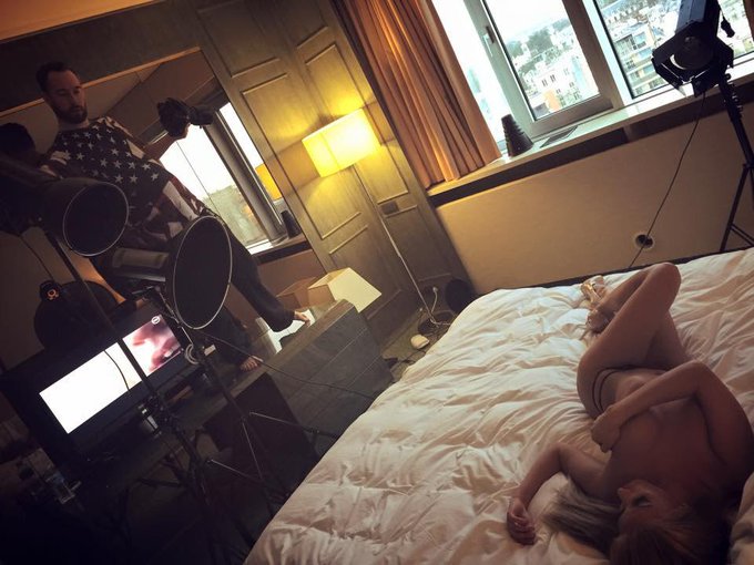 Tease of today @KimAnwar @Playboy_NL @PlayboyPlus @Playboy 😌❤️ http://t.co/SMEP8E0PzH<a class="tags" target="_blank" title="On Twitter" href="/?out=eyJ0eXAiOiJKV1QiLCJhbGciOiJIUzUxMiJ9.eyJpYXQiOjE3MjE2NzY4NzAsImlzcyI6InR3cG9ybnN0YXJzLmNvbSIsIm5iZiI6MTcyMTY3Njg3MCwiZXhwIjoxNzUzMjEyODcwLCJyZWRpcmVjdF91cmwiOiJodHRwczovL3R3aXR0ZXIuY29tL0tpbUFud2FyIn0.QTnO_I6A_5T5CEOT1o7nWWKGxDy4EUanGzoxamynA2qgdIV22CcxXiDGZg0uHQiTBObmFROa9VSAQKoSrCdKLw">@KimAnwar</a><a class="tags" target="_blank" title="On Twitter" href="/?out=eyJ0eXAiOiJKV1QiLCJhbGciOiJIUzUxMiJ9.eyJpYXQiOjE3MjE2NzY4NzAsImlzcyI6InR3cG9ybnN0YXJzLmNvbSIsIm5iZiI6MTcyMTY3Njg3MCwiZXhwIjoxNzUzMjEyODcwLCJyZWRpcmVjdF91cmwiOiJodHRwczovL3R3aXR0ZXIuY29tL1BsYXlib3lfTkwifQ.xyPWPd_hL-TXV6Mm63-HKA30CLCEaQaH6-XpvmzF0wv_M8xNfjYmWHFAHPKo-6MlAmrh-zE-BgTYLtrVfgVysA">@Playboy_NL</a><a class="tags" href="/tag/playboyplus">@playboyplus</a><a href="/tag/unicorn"class="tags"><span>#unicorn</span></a><a href="/tag/friskyfriday"class="tags"><span>#friskyfriday</span></a><a href="/tag/boobs"class="tags"><span>#boobs</span></a>