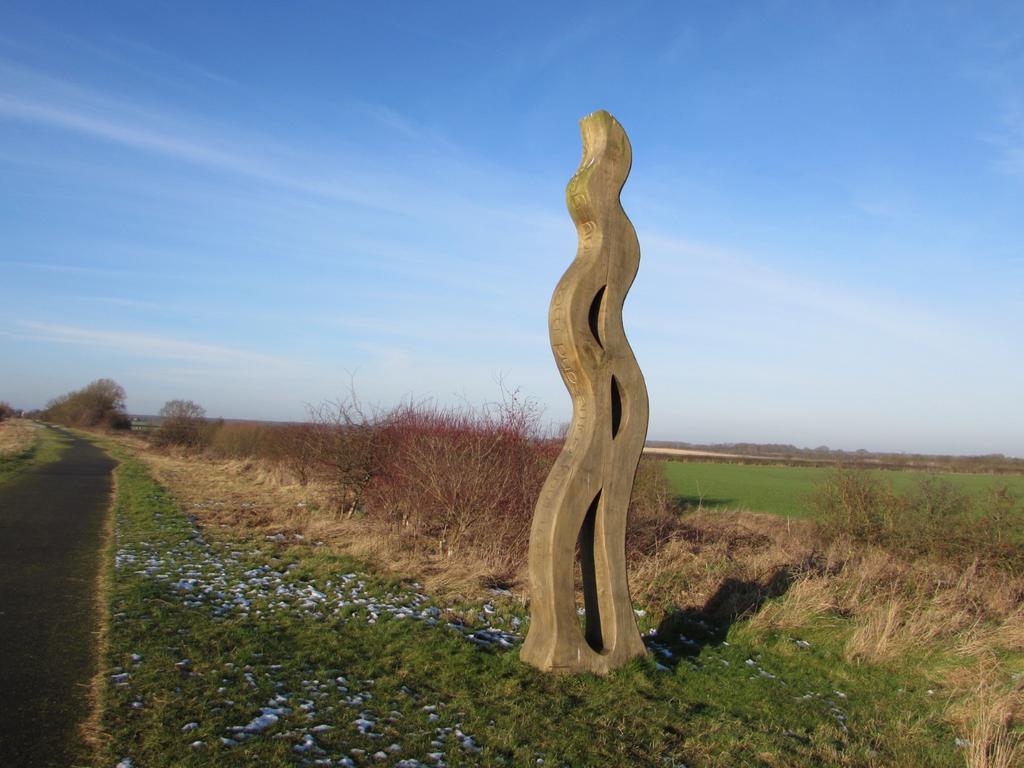 Southreycottage's tweet photo. "Men will come and men will go, but I go on for ever" carving on #WaterRailWay path, Stixwould Station #RiverWitham http://t.co/FsCmL0ywny