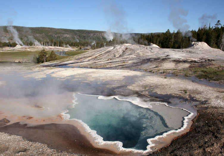 Tripadvisor's tweet photo. This week's #GlobalABCs isn't a city, it's a park: #YellowstoneNationalPark
http://t.co/3is8QMTyRF http://t.co/StyAUHosEC