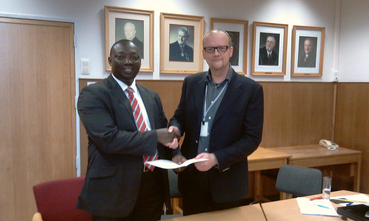 eoafoakwa's tweet photo. Signed Research Collaboration Agreement the University of Ghana, Ghana and the Ghent University, Belgium http://t.co/Zi4lYhCdN0