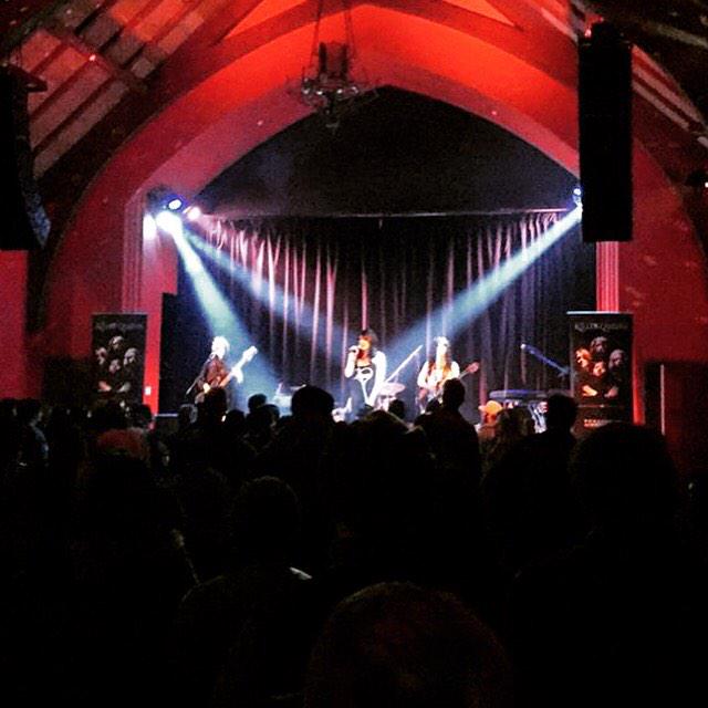 KQRocks's tweet image. Big thank you to @TheChapelSF! You all were such an amazing crowd! We had THE BEST time! #RockLikeAGirl #QueenTribute