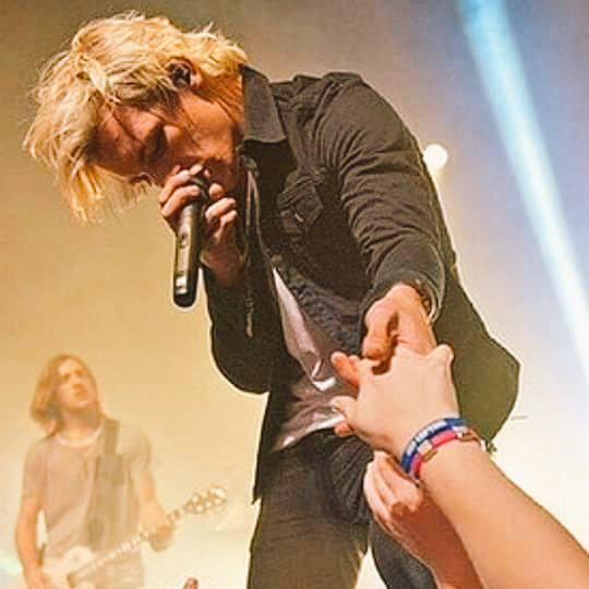  Happy Birthday Ross Lynch I love   