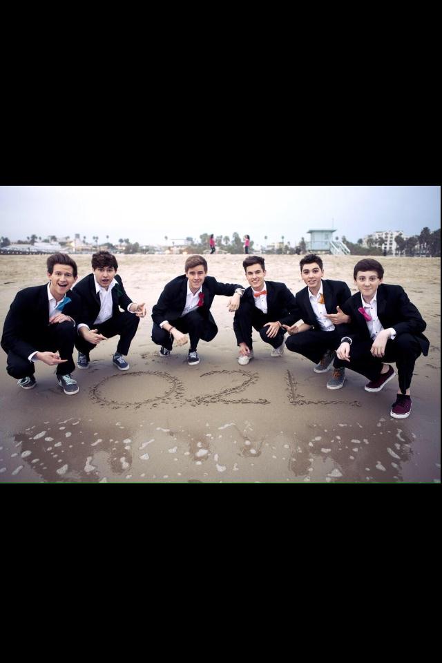 mmokej's tweet image. The transformation week, and when they were together. Ohh god I miss it #o2lmemories #ThanksToO2L 😔❤️