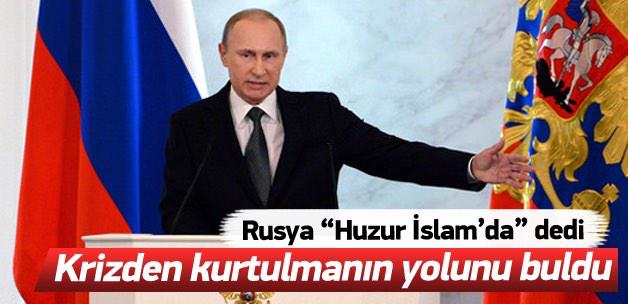 Krizden kurtulmanın yolunu İslam'da buldu .