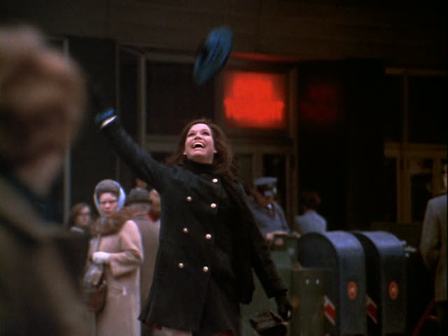 Who can turn the world on with her smile? MARY can! SHARE to wish Mary Tyler Moore a Happy Birthday! 