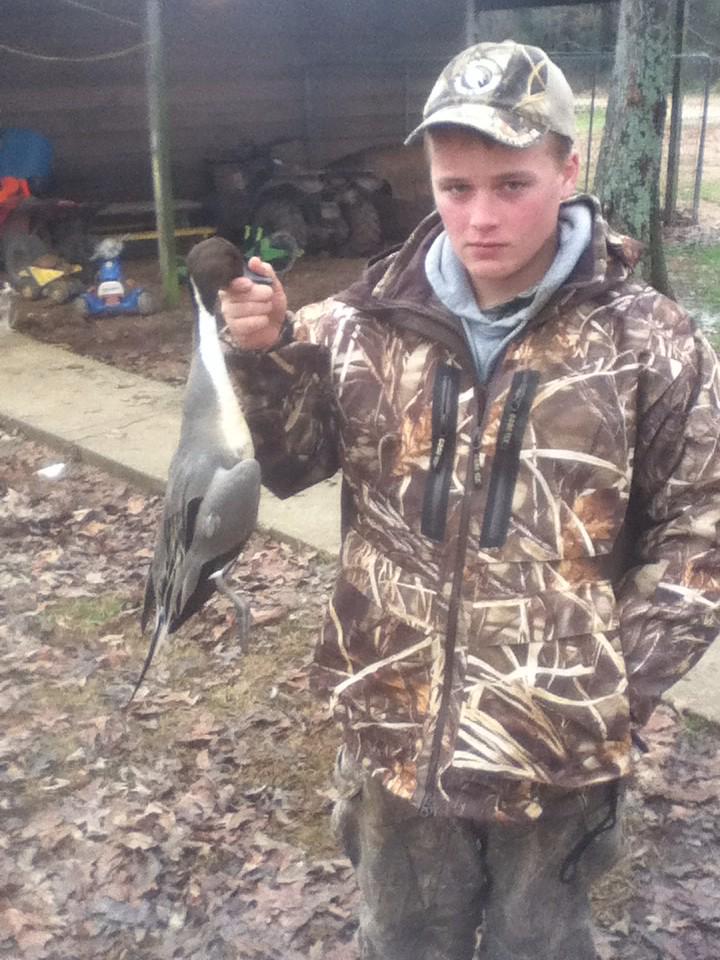 LuperJacob's tweet photo. My first pintail!!!!#mallard #mallards #greenheads #ducks #duck #timberhunt #duckseason #duckhunting #waterfowl http://t.co/kB1mLYL1f3
