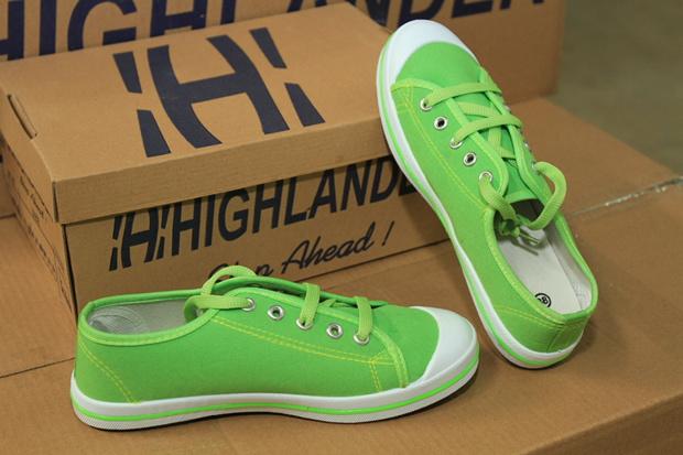 highlander brown sneakers