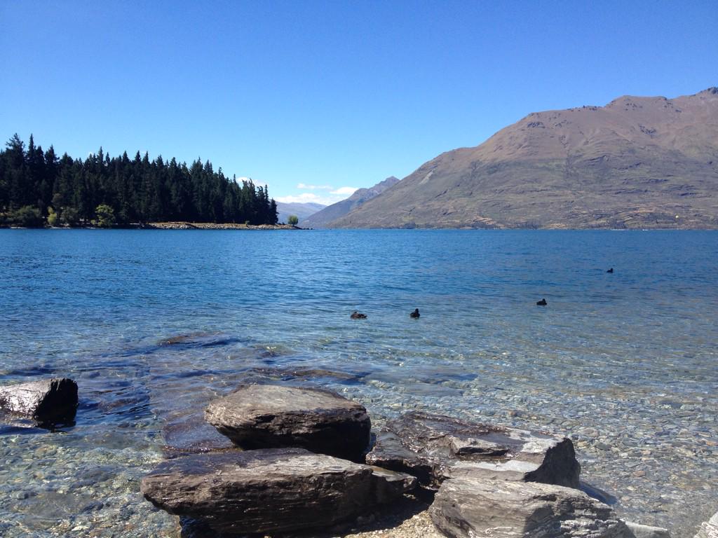 vickyworrall's tweet photo. South Island done! Most beautiful place on earth with @mattygreen22 http://t.co/yutiNqgvcL