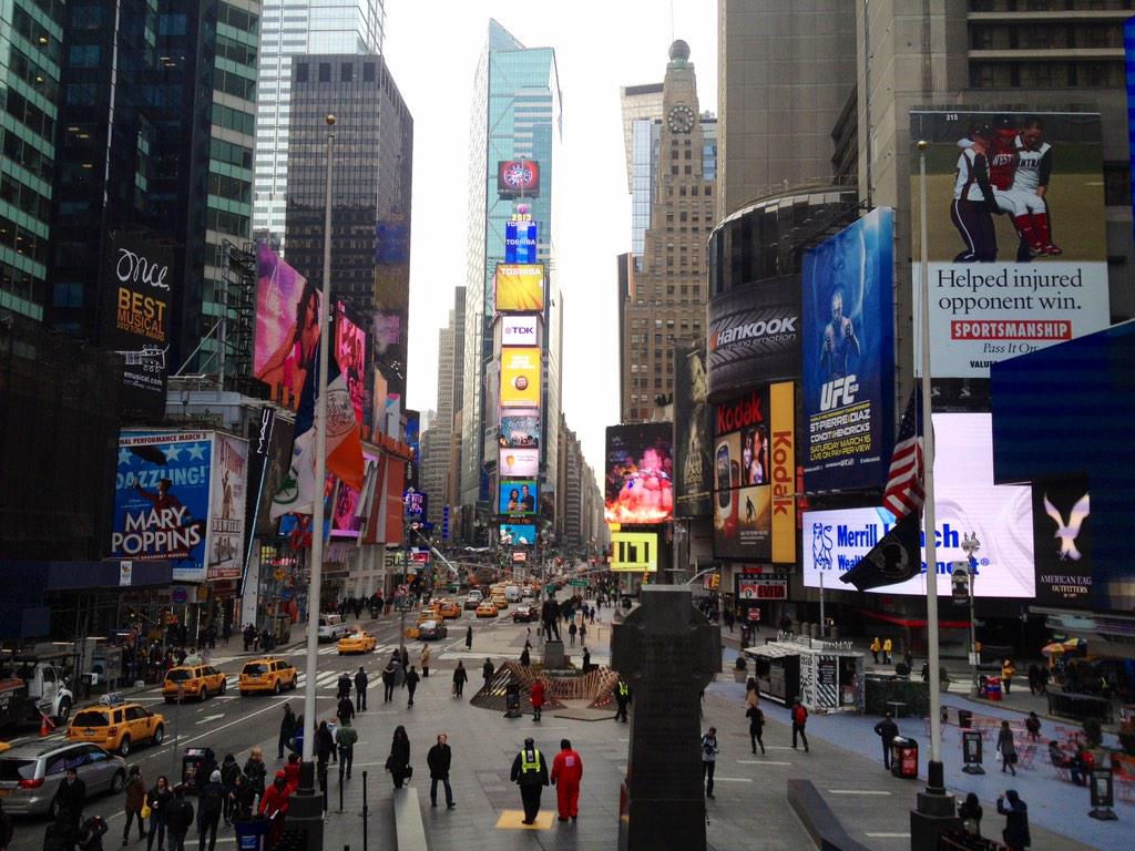 ivanlage's tweet photo. Estaria bien volver para celebrar una Nochevieja #SweetDreams #NewYork http://t.co/0lDo6aNXtt